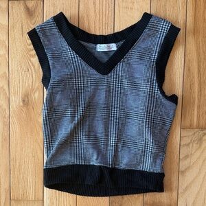 Cropped Grey Plaid Knit Vest Top with Black Trim - Kids